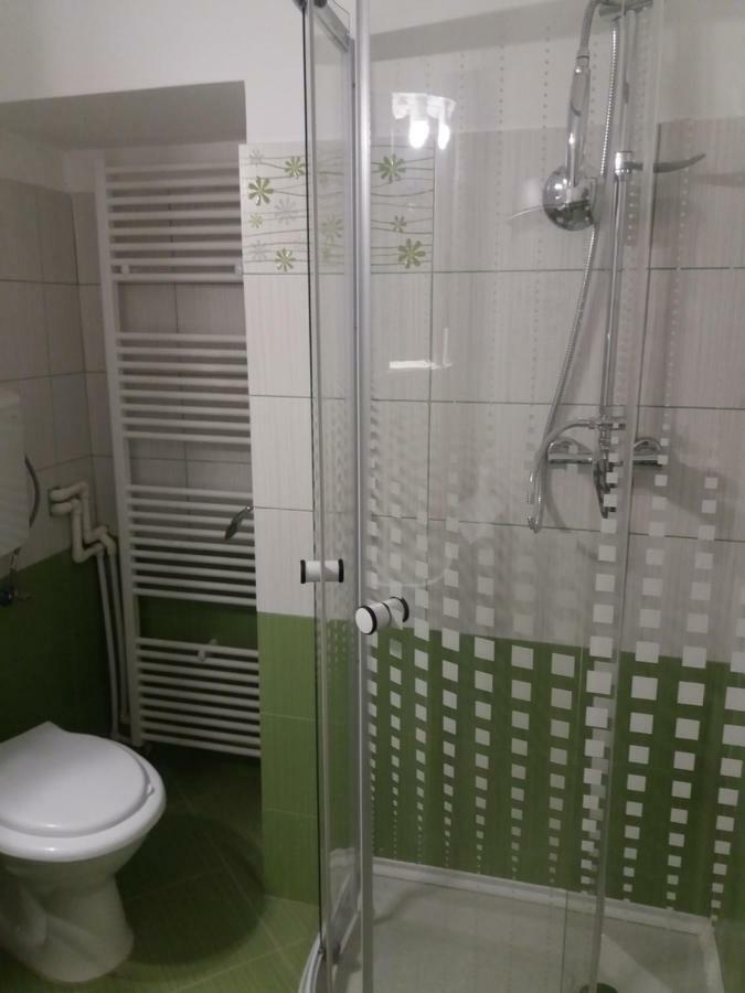 Charming Downtown Studio Brasov Exterior photo